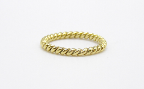 Gold Twisted Cable Ring